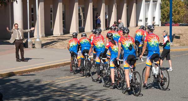 Mr Redlin Welcomes Tour de Rock